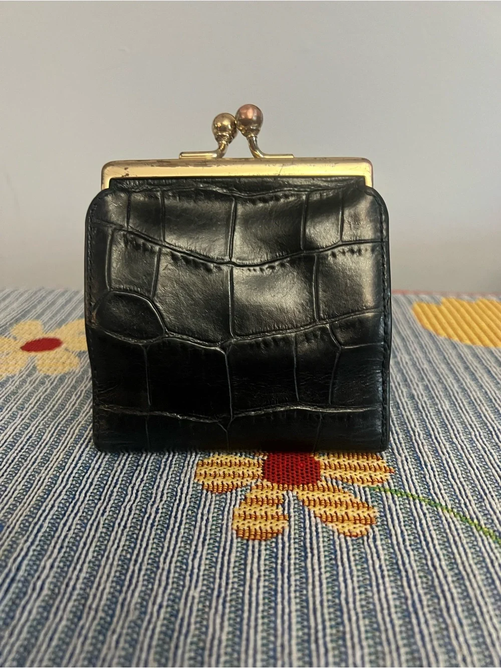 Coach Black Croc-Embossed Leather Wallet with Kiss-Lock - Picture 3 of 13